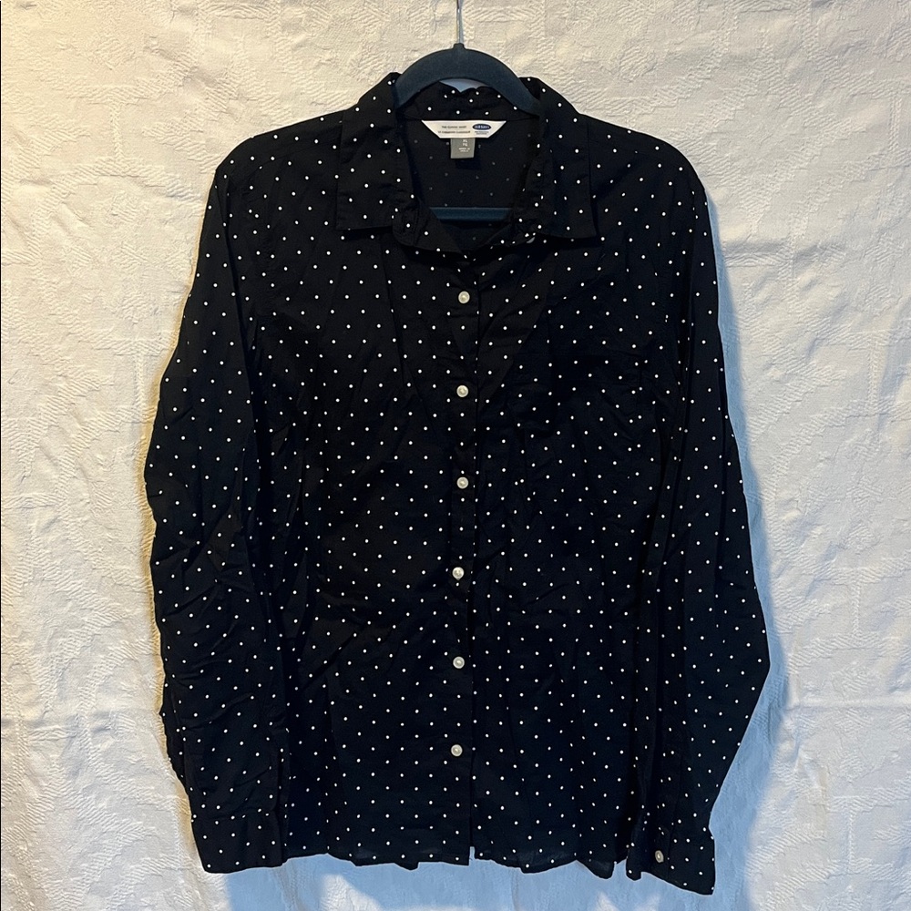 Old Navy Black and White Polka Dot Button Down Shirt, Size XL